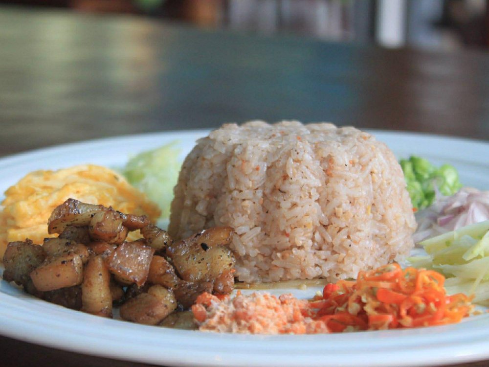 ข้าวคลุกกะปิ ร้านอาหารใบเตย กระบี่