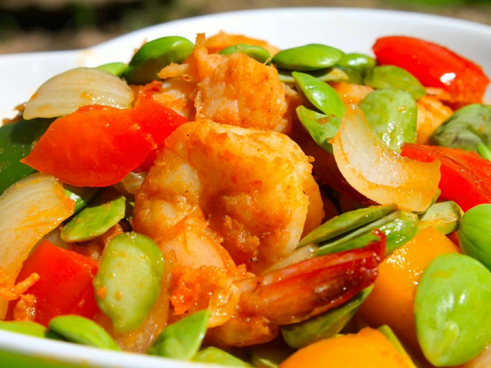 ผัดเปรี้ยวหวานสะตอกุ้ง ร้านอาหารใบเตย กระบี่